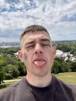 бес