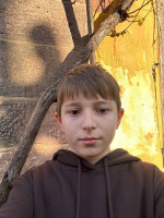 Зеленый